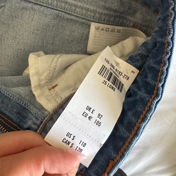 Abercrombie & Fitch Curve Love 90’s Relaxed High Rise - Picture 6 of 6